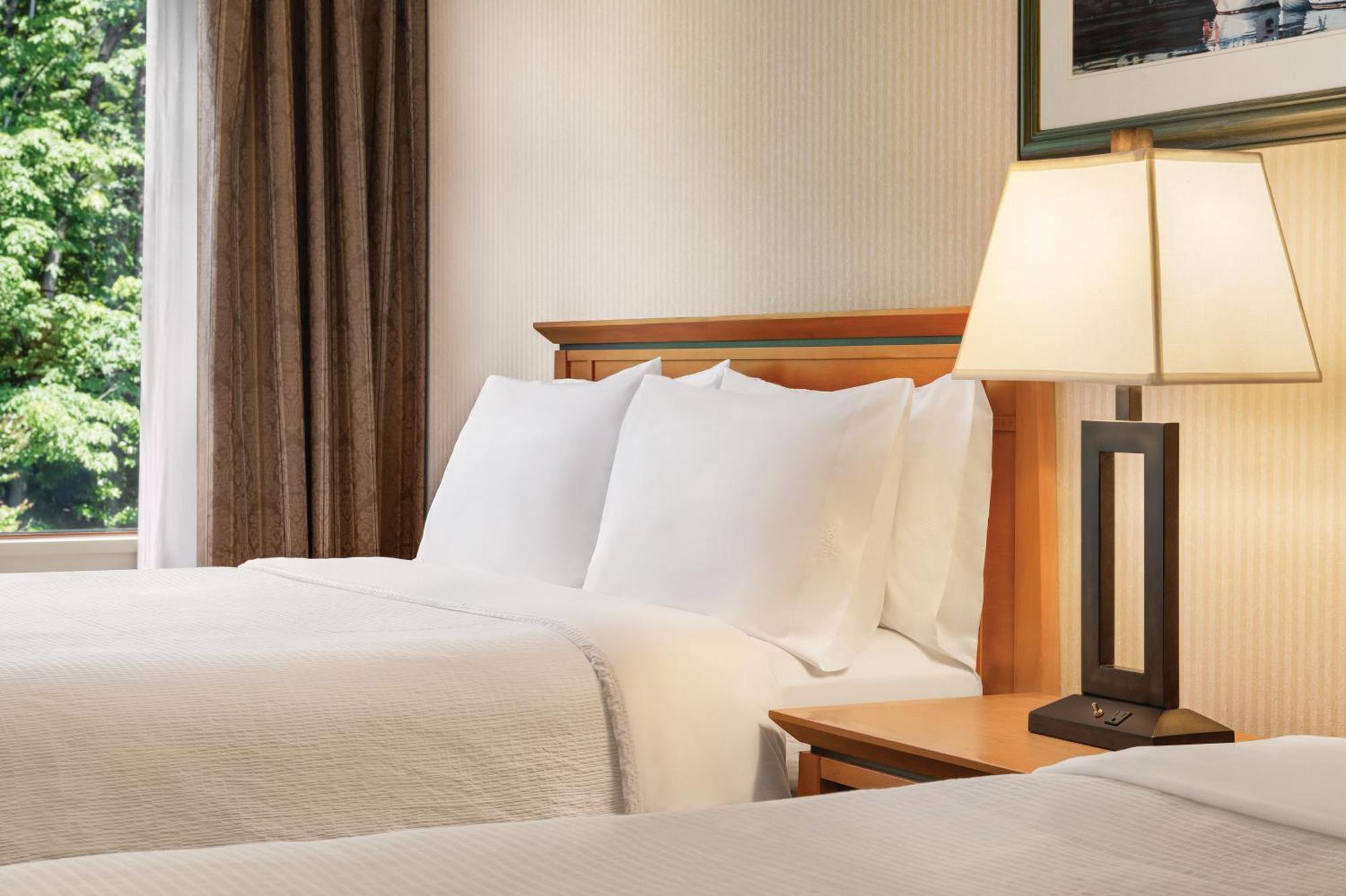 Holiday Inn & Suites North Vancouver By Ihg Eksteriør billede