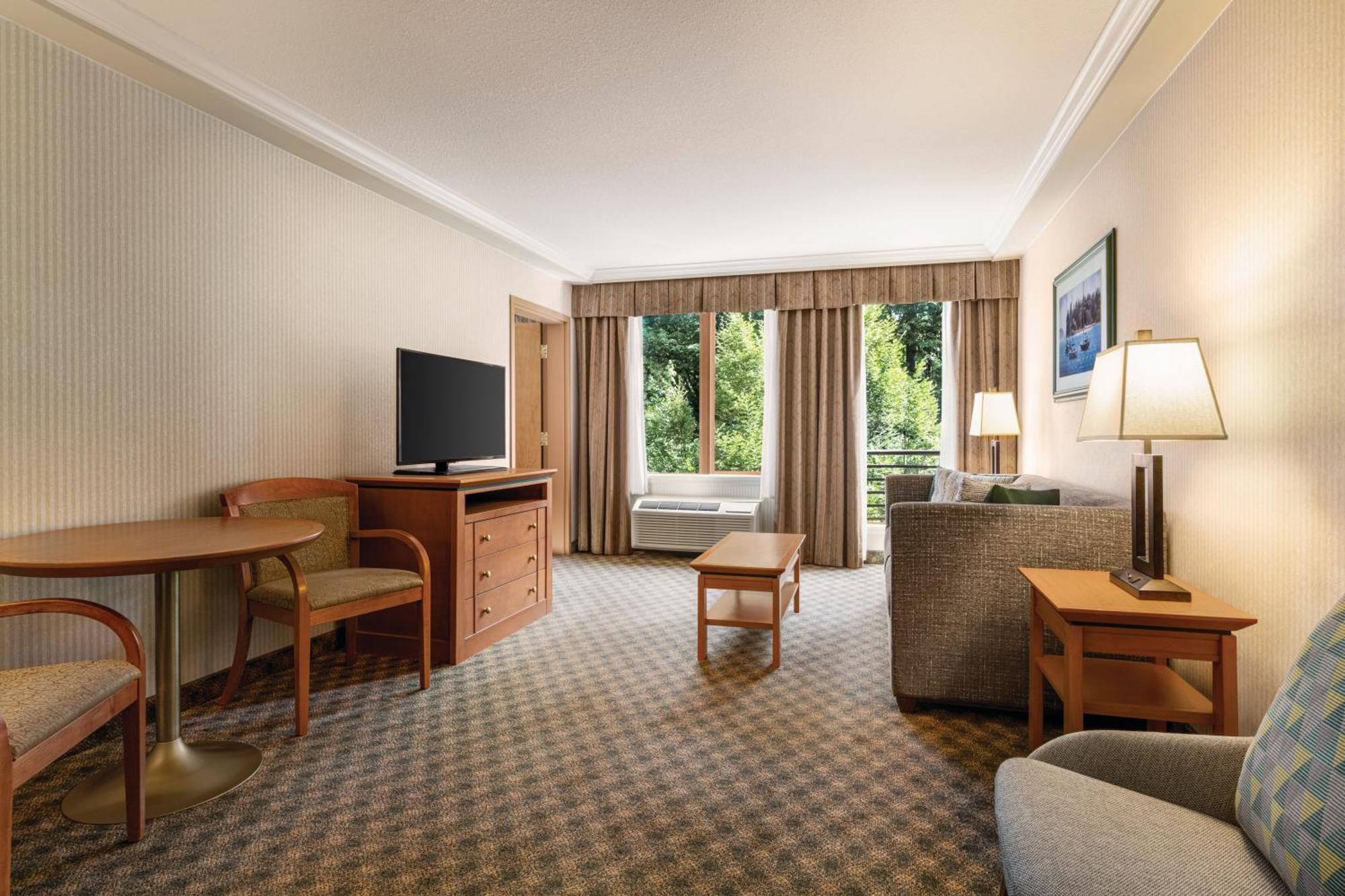 Holiday Inn & Suites North Vancouver By Ihg Eksteriør billede