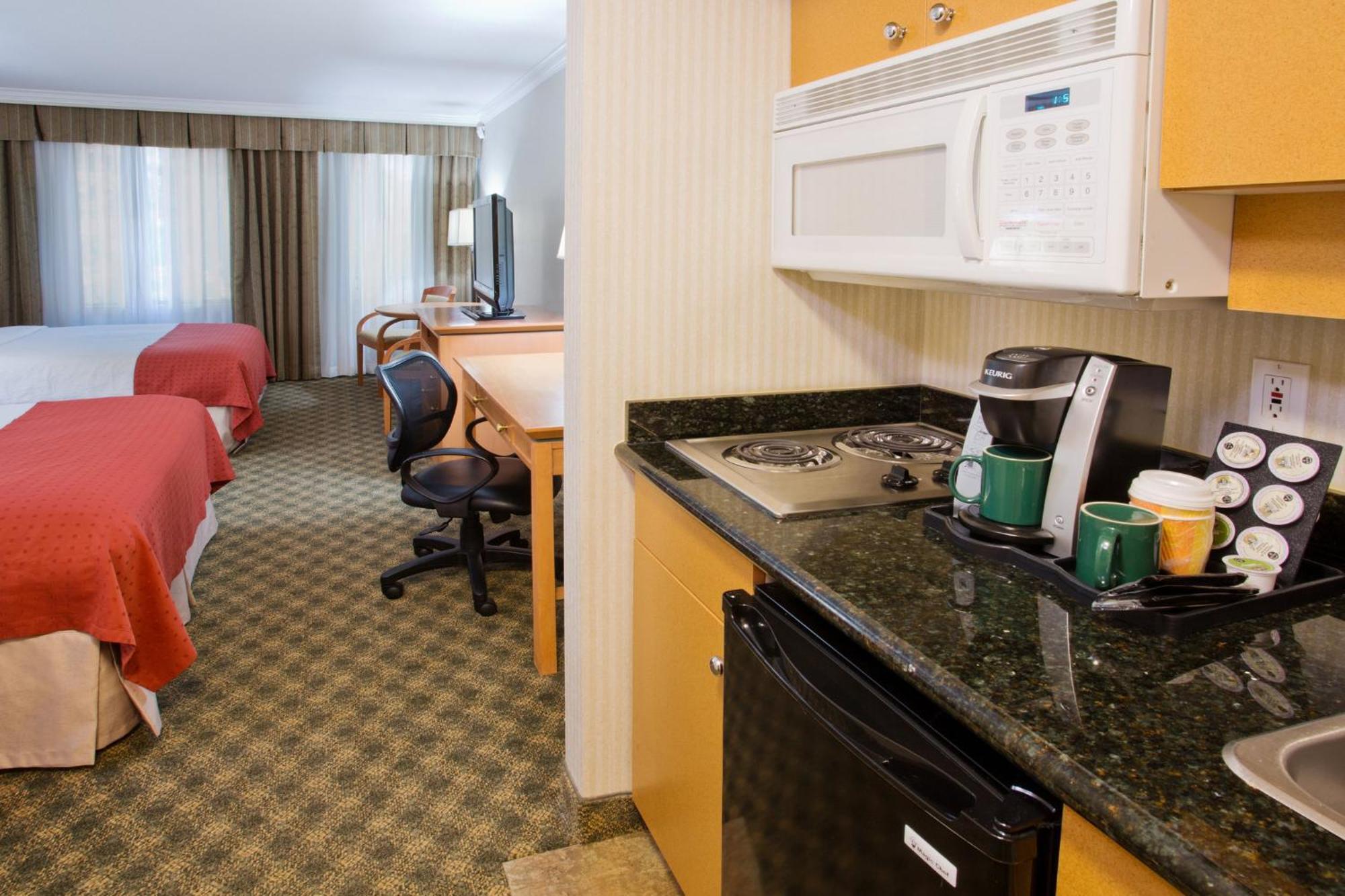 Holiday Inn & Suites North Vancouver By Ihg Eksteriør billede